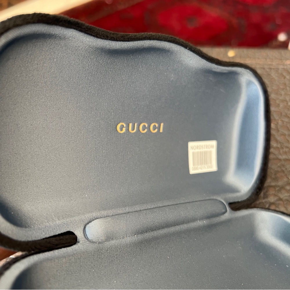 Authentic Gucci Hard Clamshell Large Sunglass Cas… - image 4